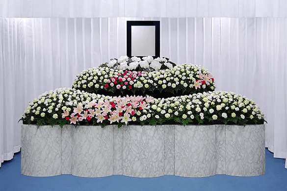 一般葬85プラン 祭壇例1