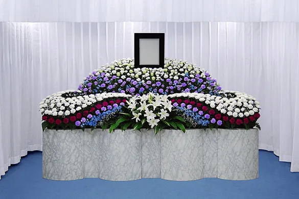 一般葬85プラン 祭壇例2